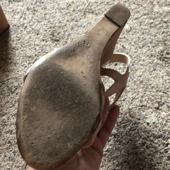 Awesome Nude Italian Sandles - Picture 3 of 4